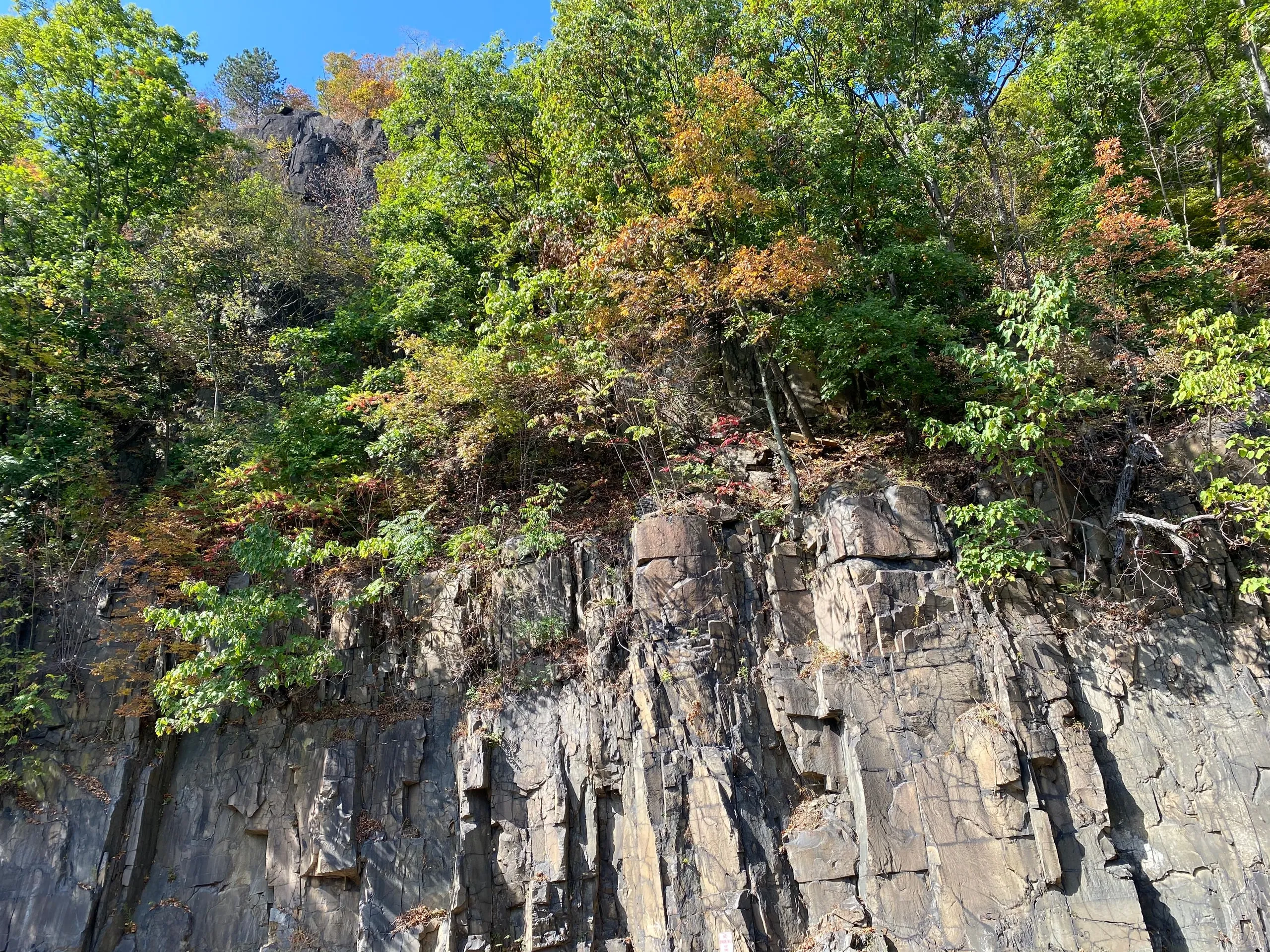 The Palisades cliffs in autumn